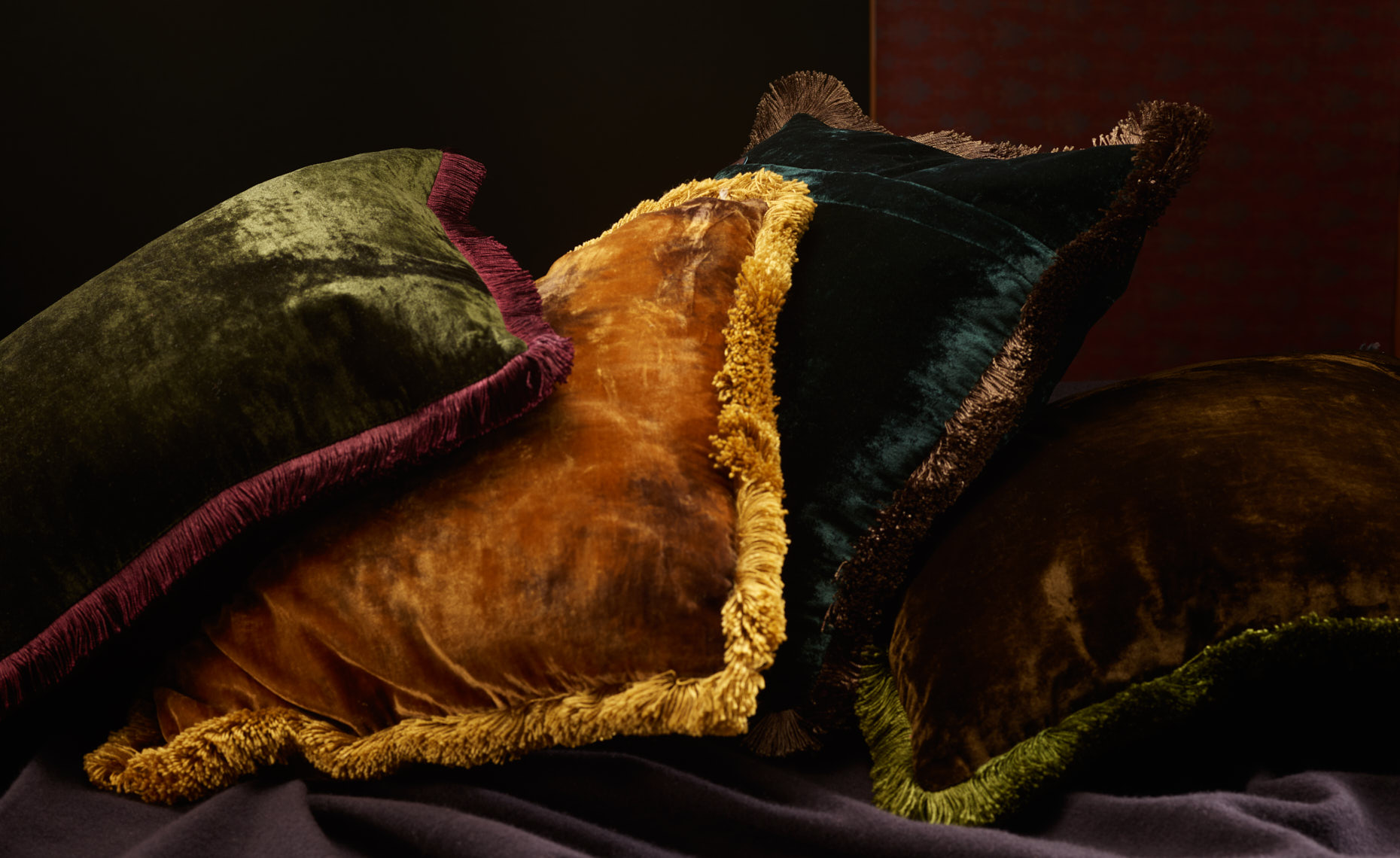 Maker_02571_pillow_hor_524_RT